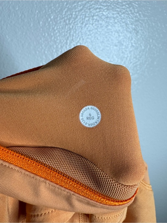 Lululemon Speed Up Low-Rise Lined Short 2.5\